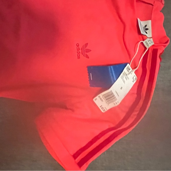 Adidas too - Picture 4 of 6